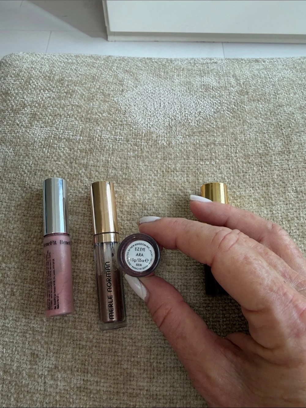 Makeup Bundle! Benefit Showoffs Pink, Sue Devitt Rollerball Eyeshadow & more!